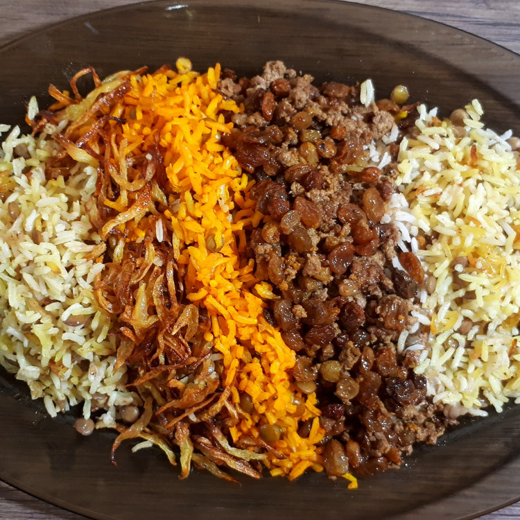 ادویه گوشت (خوش عطر و طعم کردن انواع غذاها حتی غیر گوشتی)