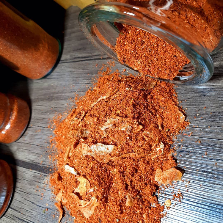 ادویه پاچیلی (ادویه مخصوص مزه دار کردن مرغ ) با وزن 100 گرم